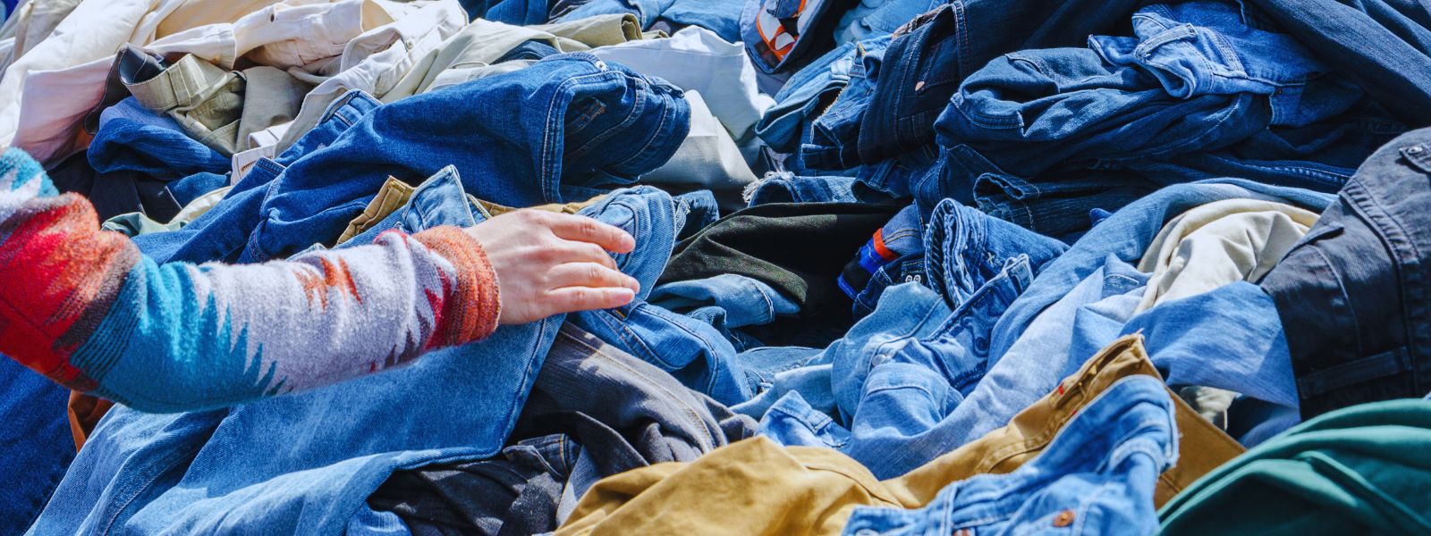 Operatori del recupero tessile al collasso: Assorecuperi chiede interventi emergenziali